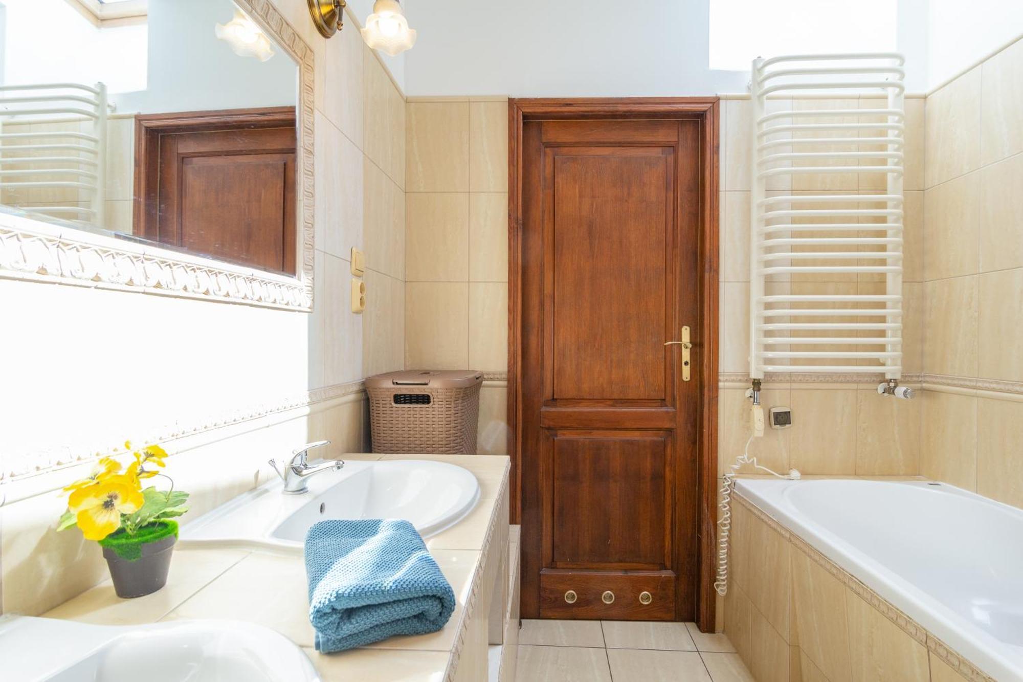 Barbakan Gate Apartament *